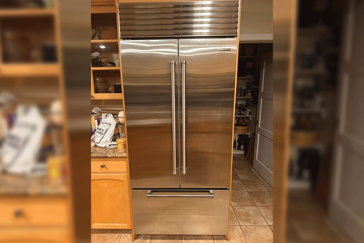 Refrigerator 1